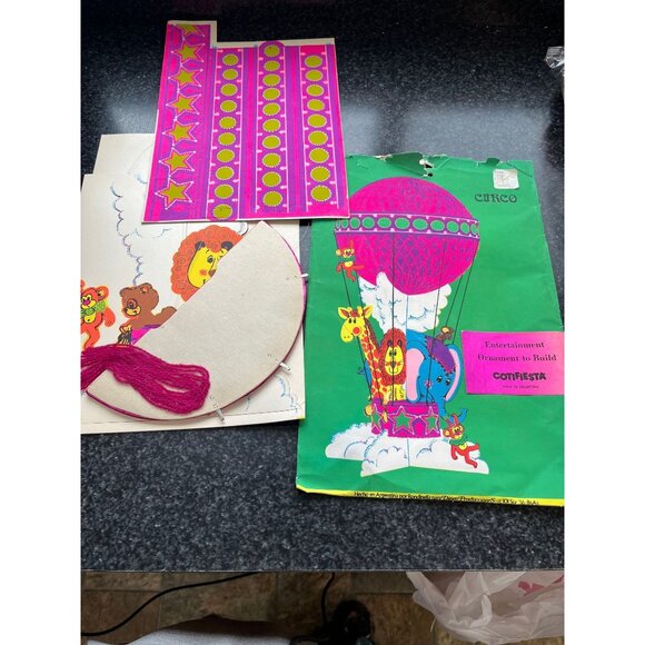 Vtg Made in Argentina Cotifeista Curco Circus Hot Air Balloon Ornament Art 5023